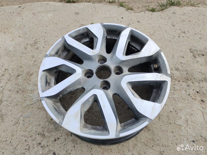 Диск литой R15 LADA Granta Cross 1 шт