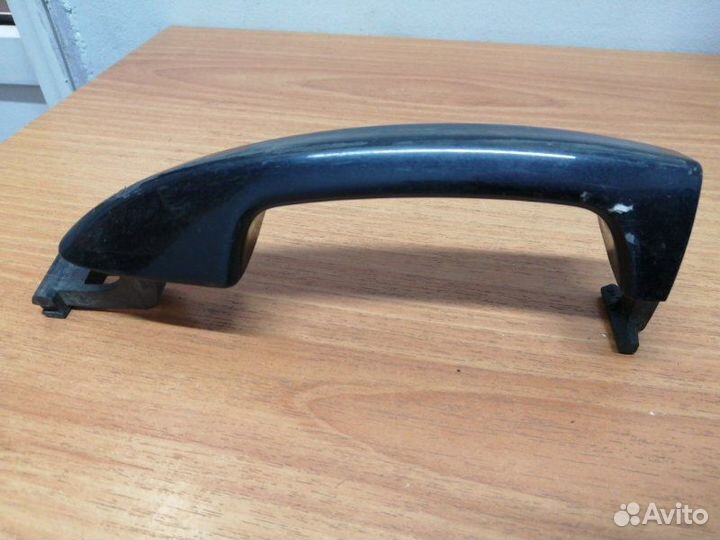 Ручка двери передняя правая Volkswagen Passat B6