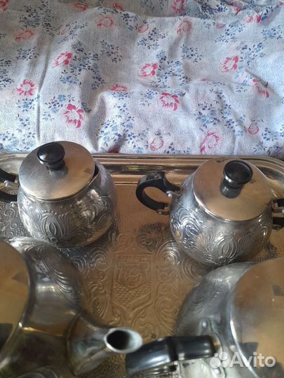 Чайно-кофнйный сервиз