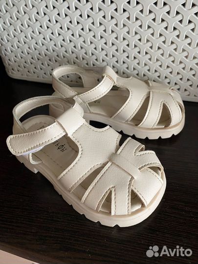 Сандалии 22 23