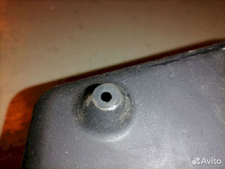 Резонатор воздушного фильтра MR514993 Mitsubishi A