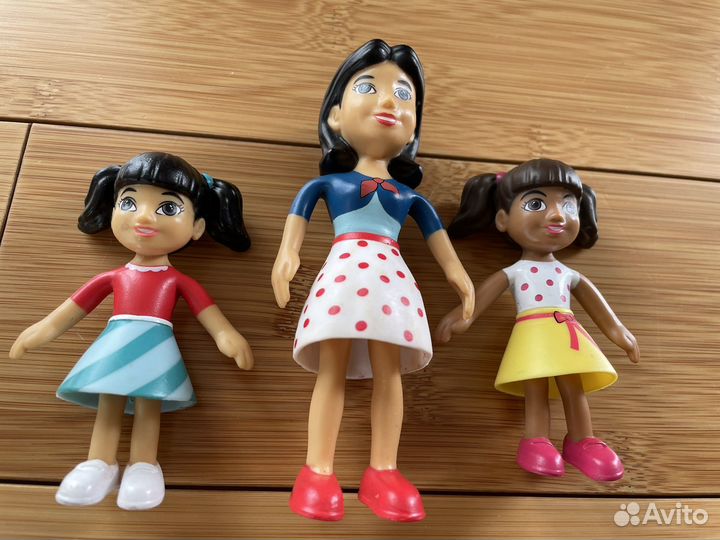 Кукла Lakeshore