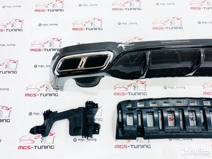 Диффузор с насадками E63s Под карбон Mercedes w213