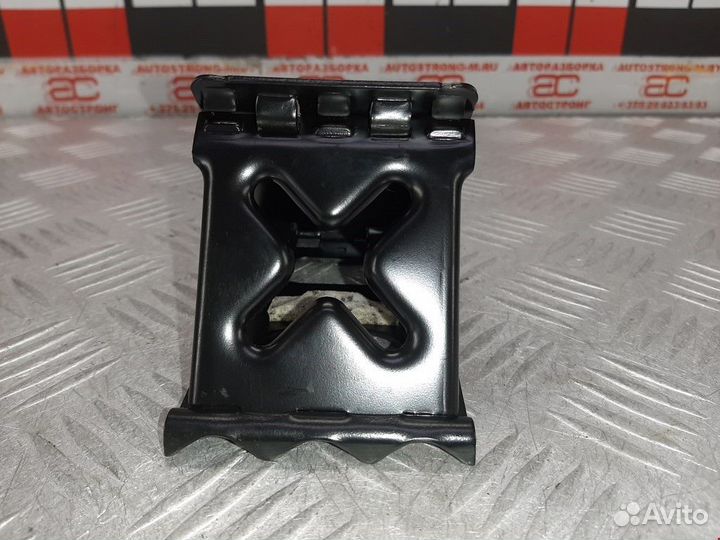 Упор противооткатный Mercedes-Benz CLS-Класс C219