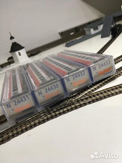 Железная дорога 9 мм N 1/ 160 вагоны