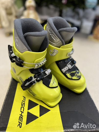 Горнолыжные ботинки детские