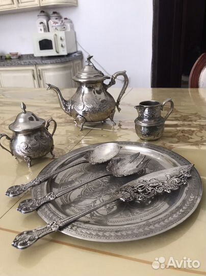 Антикварный набор посуды Мельхиор