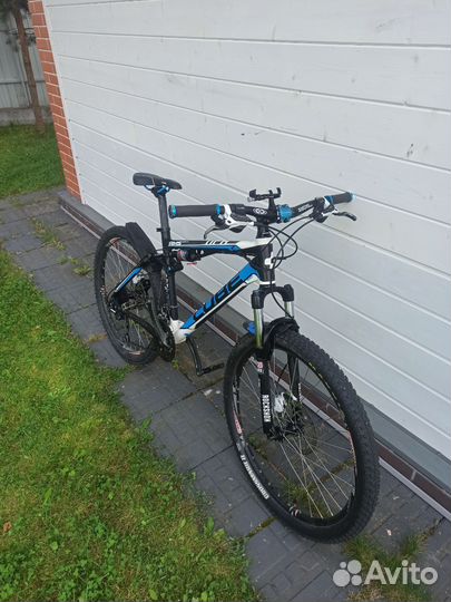 Велосипед двухподвес cube ams 100