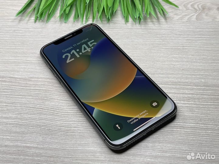 iPhone X, 64 ГБ