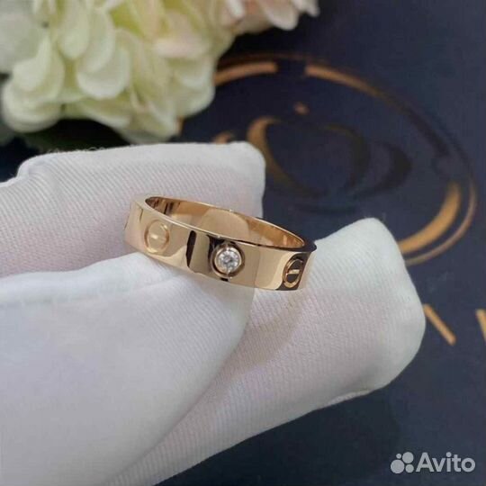 Обручальное кольцо Cartier Love, розовое золото