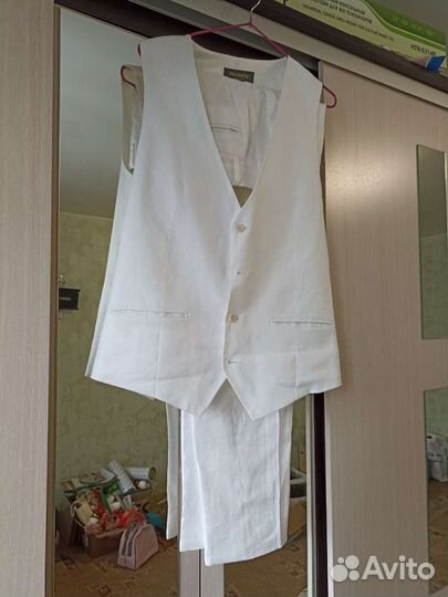 Мужской костюм тройка