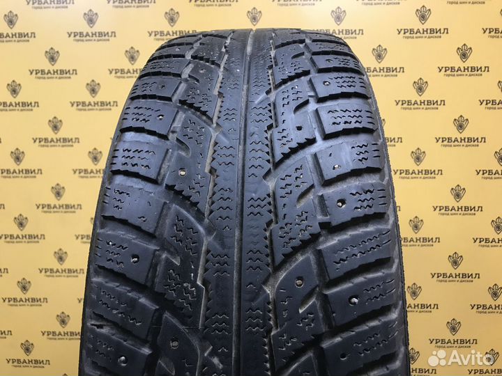 Kumho I'Zen RV Stud KC16 225/65 R17 106T