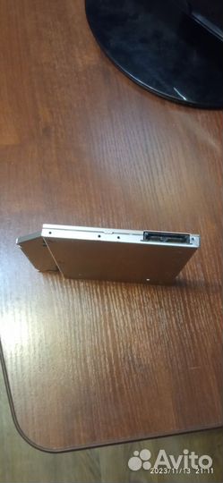 Салазки для ноутбука