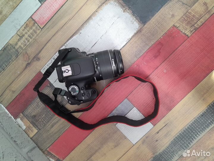 Зеркальный фотоаппарат canon