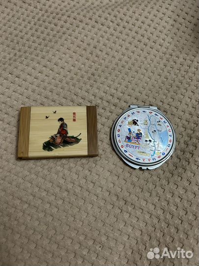 Зеркало карманное