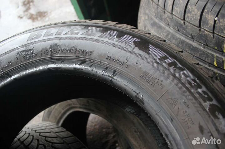 Bridgestone Blizzak LM-32C 215/60 R16