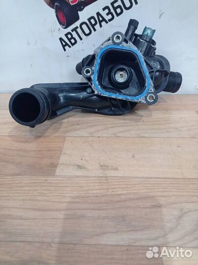 Термостат / корпус термостата Citroen C4 2 B7 2011