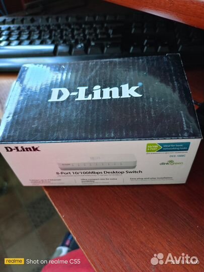 D-Link Неуправляемый коммутатор с 8 портами