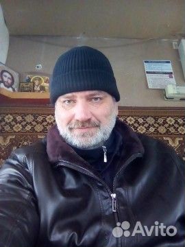 Помощник по хозяйству с проживанием, охранник