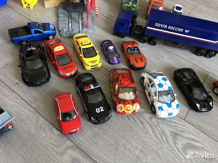 Большой набор машин