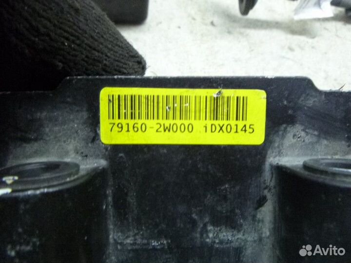 Блок электронный hyundai santa FE 2012