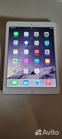 Apple iPad air 1 на 16GB Mode A1475