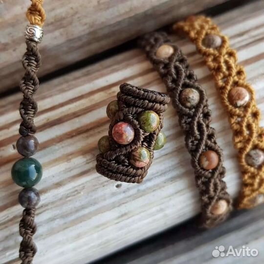 Дредобусины, лулы и браслеты в коричневой гамме