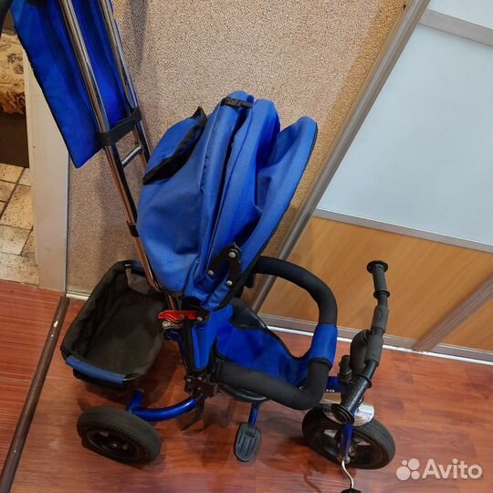 Трехколесный велосипед с родительской ручкой