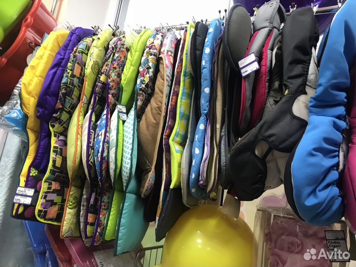 Чехол в стульчик или Коляску с прорезями для ремне