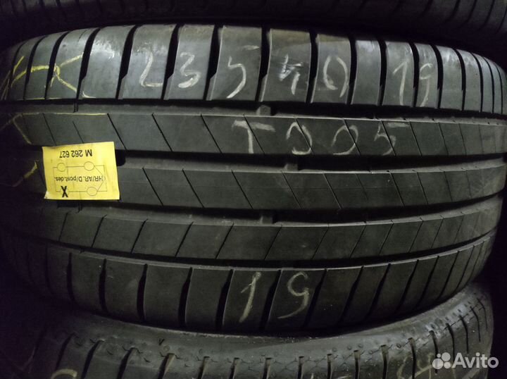 Bridgestone Turanza T005 235/40 R19 V