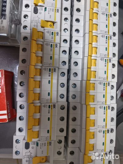 Автоматы узо диф IEK