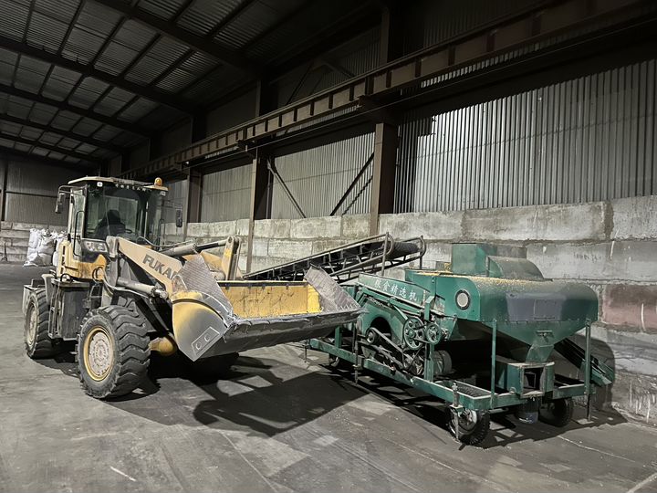 Производственная база. Склад, 1200 м²