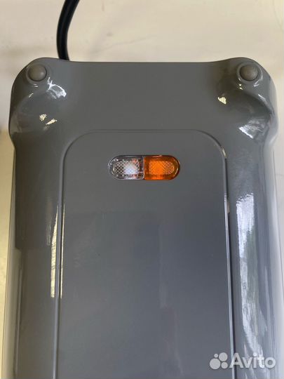 Вафельница для бельгийских вафель KitFort KT-1691