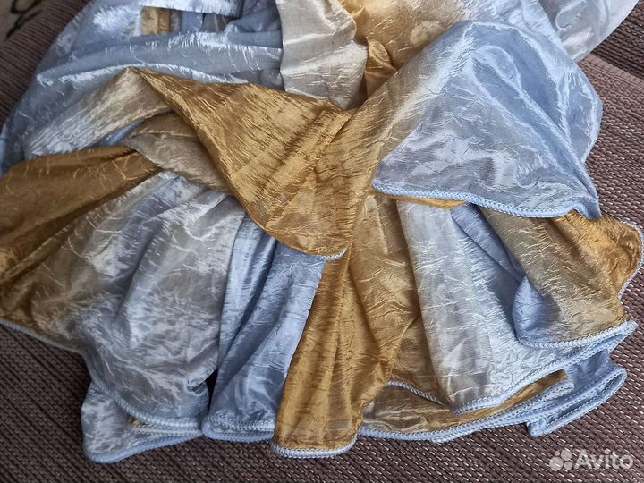 Штора перламутровая новая