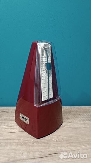 Метроном механический