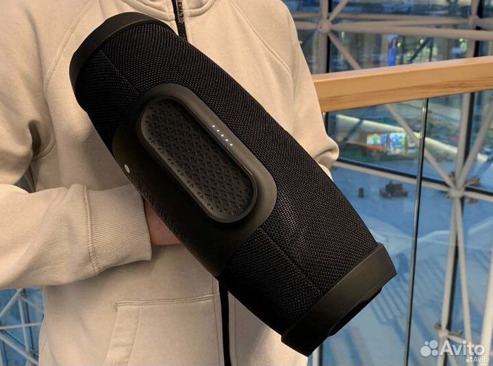 Блютуз колонка с радио