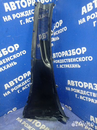 Жабо Toyota Crown седан 1993