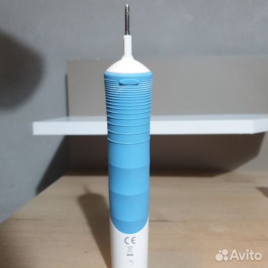 Зубная щетка