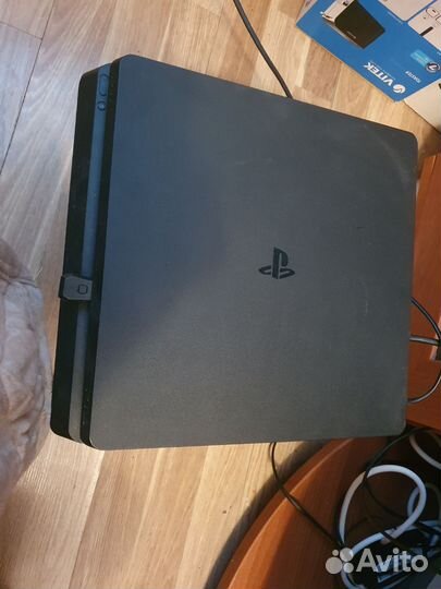 Sony PS4 slim 1tb