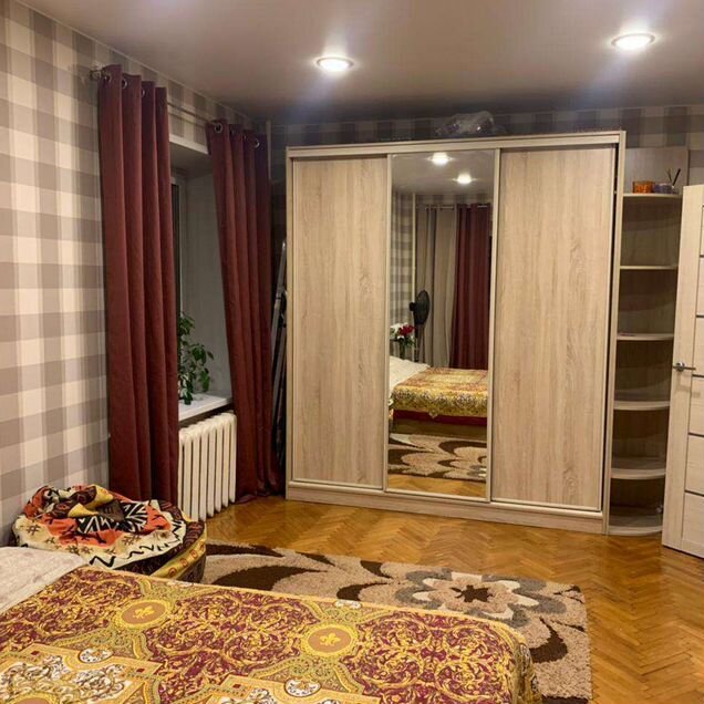 Комната 20 м² в 3-к., 2/5 эт.