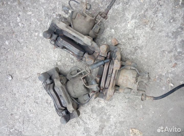 Суппорт тормозной передний audi 100 45 кузов