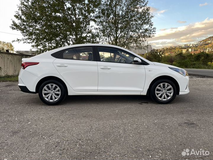 Hyundai Solaris 1.4 AT, 2020, 39 000 км