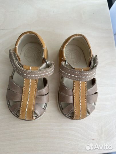 Сандалии детские 18