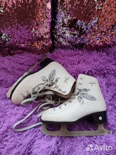 Коньки для девочки 34 р