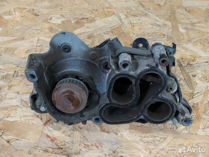 Корпус термостата Фольксваген Поло 1.6 110лс