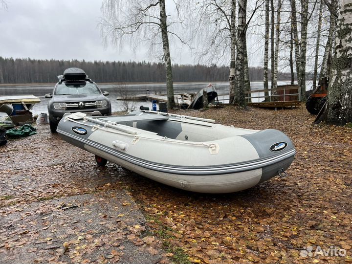 Лодка Gladiator b330al