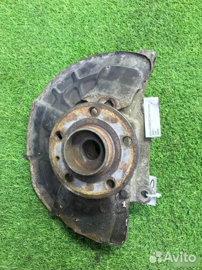 Кулак правый Volvo XC70 2000 9461944