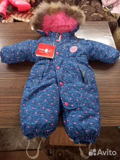 Зимний комбинезон для девочки