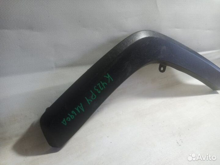 Молдинг на крыло задний правый Toyota Rav4 5 2019