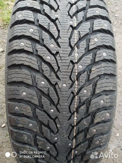Nokian Tyres Hakkapeliitta 9 SUV 265/40 R21